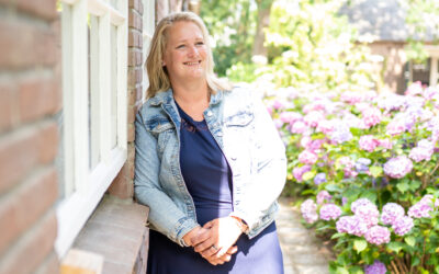 Als online dienstverlener afstappen van het uurtje-factuurtje model: Slim of niet?